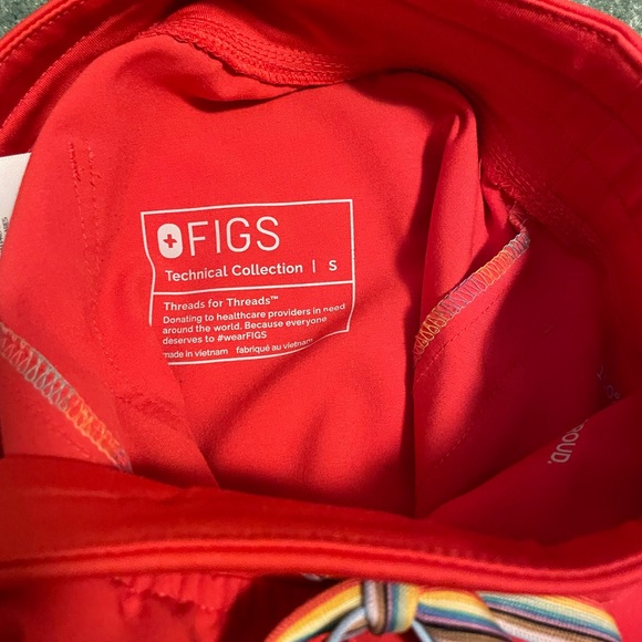 FIGs Pride Collection Scrubs RARE - Picture 2 of 4